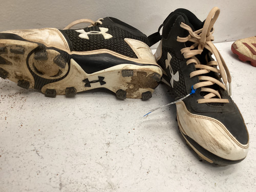Vist Large View of Product Image Which is Used Under Armour 5Y BB/SB Cleats Navy Blue Junior 05