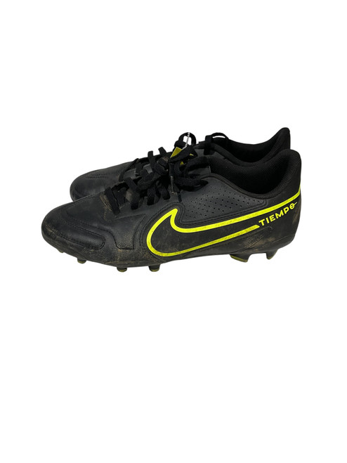 Vist Large View of Product Image Which is Used Nike Soccer Cleats Black Junior 05