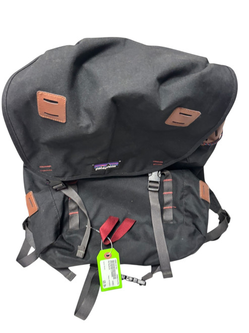 Vist Large View of Product Image Which is Used PATAGONIA Backpack Black