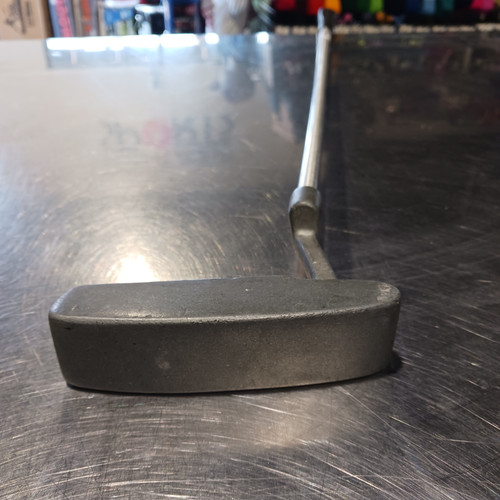 Vist Large View of Product Image Which is Used ACCULITE PUTTER Mens Putter RH