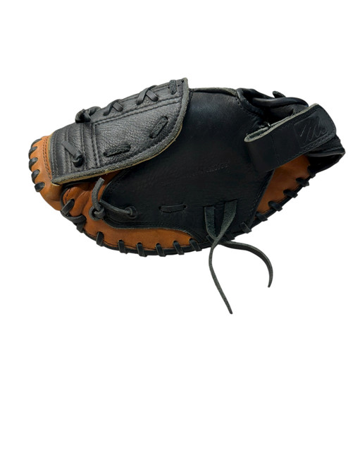 Vist Large View of Product Image Which is Used MacGregor BBCMPROR BB/SB Catchers LH Throw Brown And Black 32"