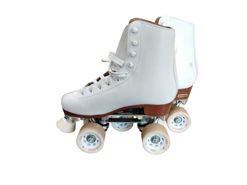 Vist Large View of Product Image Which is Used Chicago 800 Senior Roller Quad Skates White Senior 7
