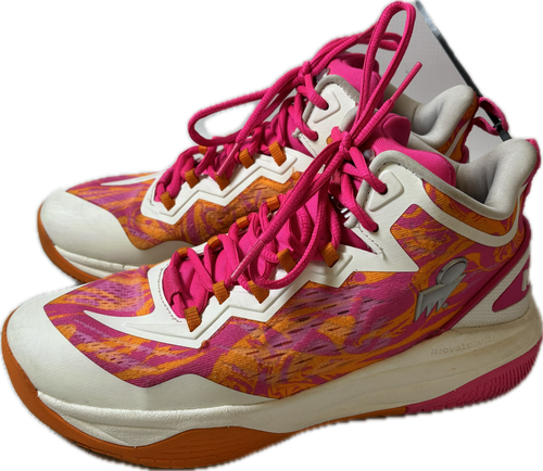 Vist Large View of Product Image Which is Used Basketball Shoes W Pink Youth 06.5