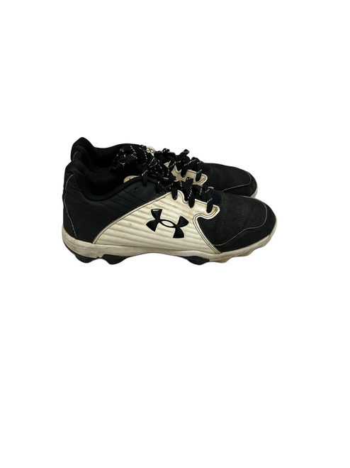 Vist Large View of Product Image Which is Used Under Armour Leadoff Jr 3.5 BB/SB Cleats