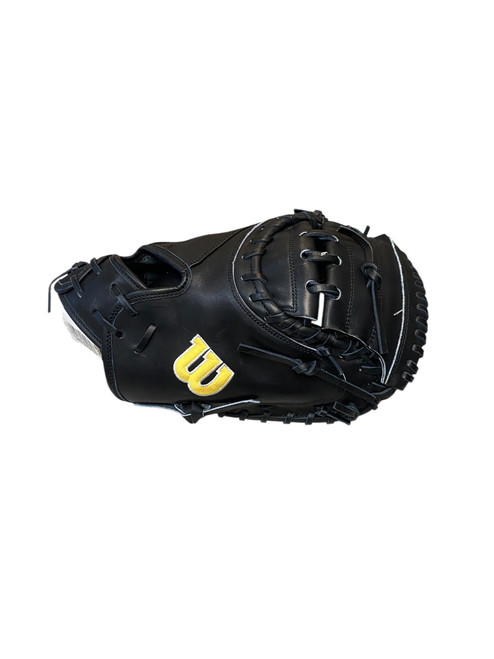 Vist Large View of Product Image Which is Used Wilson A2000 BB/SB Catchers RH Throw Black 33 1/2"