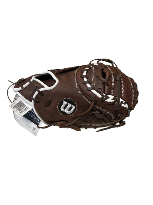 Vist Large View of Product Image Which is Used Wilson A1000 BB/SB Catchers RH Throw Brown 34"