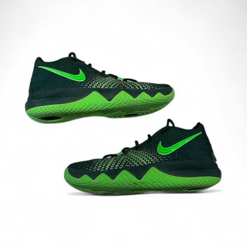 Vist Large View of Product Image Which is Used Nike KYRIE Basketball Shoes M Green Junior 04