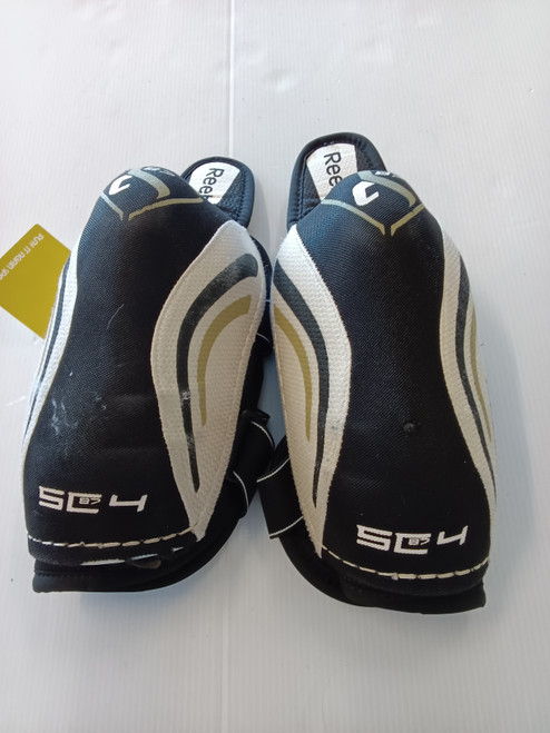 Vist Large View of Product Image Which is Used Reebok Senior Elbow Pads MD