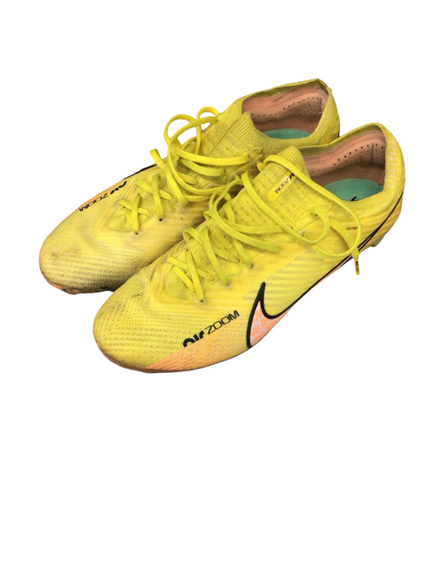 Vist Large View of Product Image Which is Used Nike Soccer Cleats Yellow Senior 10