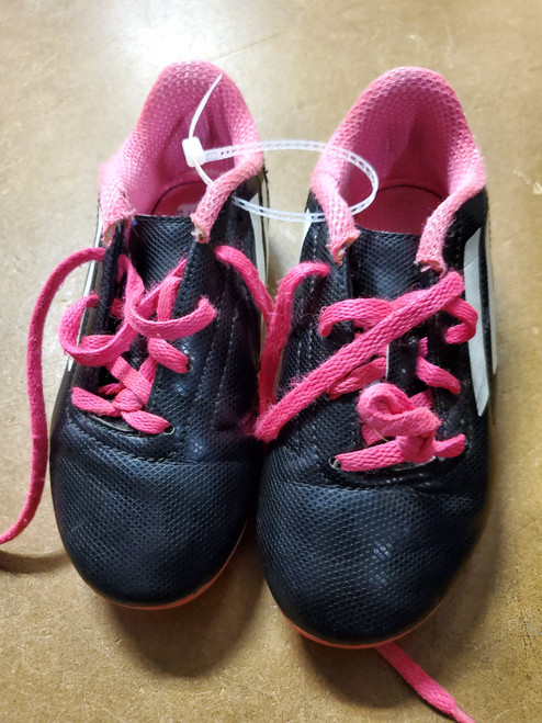Vist Large View of Product Image Which is Used Adidas SOCCER SZ 11.5Y Soccer Cleats Black And Pink Youth 11.5