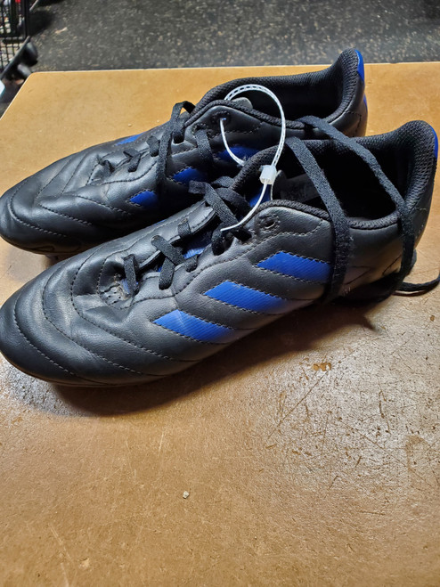 Vist Large View of Product Image Which is Used Adidas SOCCER SZ 5.5 Soccer Cleats Black And Royal Blue Junior 05.5