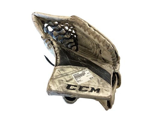 Vist Large View of Product Image Which is Used CCM P 2.5 Junior Goalie Catcher White