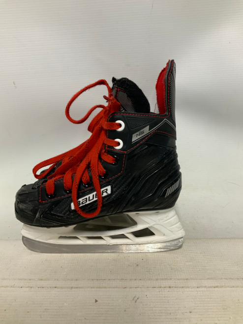 Vist Large View of Product Image Which is Used Bauer NS Youth Hockey Skate Youth 09.0