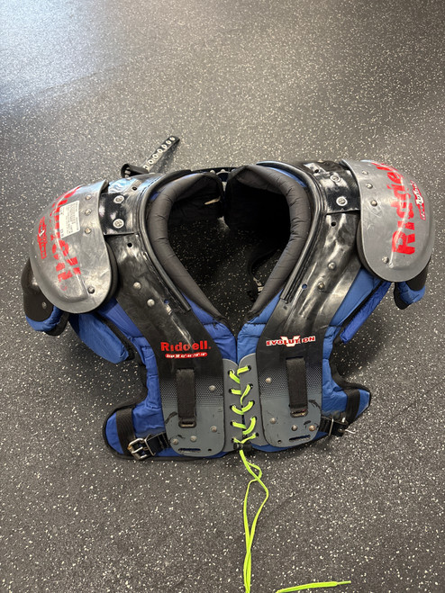Vist Large View of Product Image Which is Used Riddell EVOLUTION ADULT FB Shoulder Pads Black MD