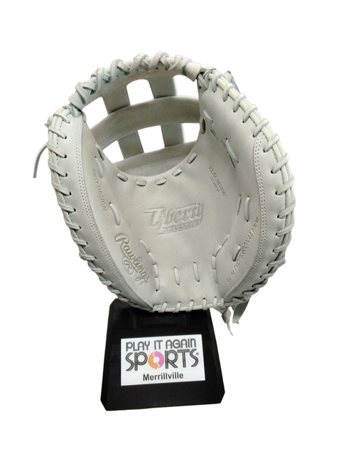 Vist Large View of Product Image Which is Used Rawlings RLACM34W BB/SB Catchers RH Throw White 34"