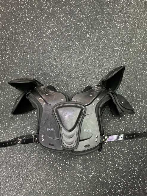 Vist Large View of Product Image Which is Used Xenith FLYTE FB Shoulder Pads Black SM