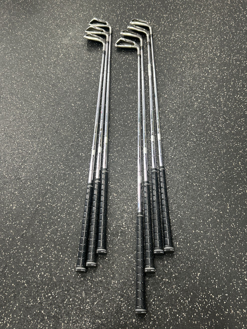 Vist Large View of Product Image Which is Used Callaway RAZR X Mens Iron Set RH 4I-PW