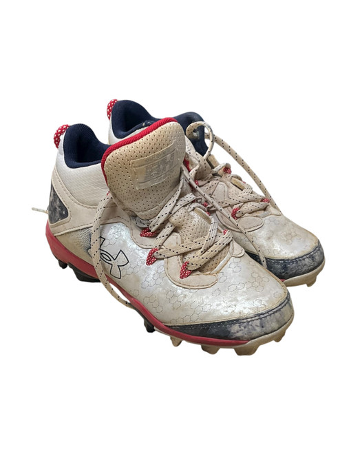 Vist Large View of Product Image Which is Used Under Armour 3026598-100 BB/SB Cleats White Junior 01