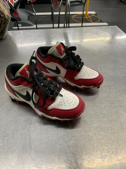Vist Large View of Product Image Which is Used Nike JORDAN BB/SB Cleats Youth 1 