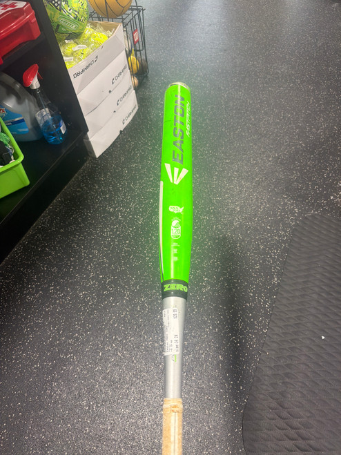 Vist Large View of Product Image Which is Used Easton MAKO TORQ BB/SB Fastpitch Bat 34"