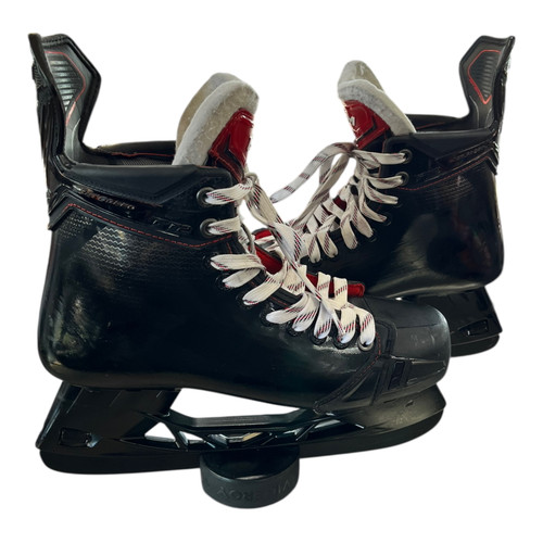 Vist Large View of Product Image Which is Used CCM JET SPEED FT2 Senior Hockey Skate Senior 8.5