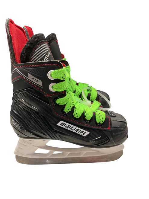 Vist Large View of Product Image Which is Used Bauer NS SZ Y 8 Youth Hockey Skate Youth 08.0