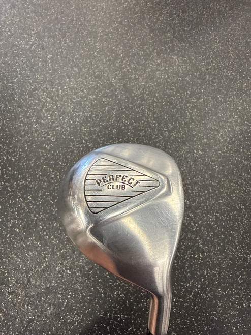 Vist Large View of Product Image Which is Used PERFECT CLUB Mens Fairway Wood RH 2 Wood