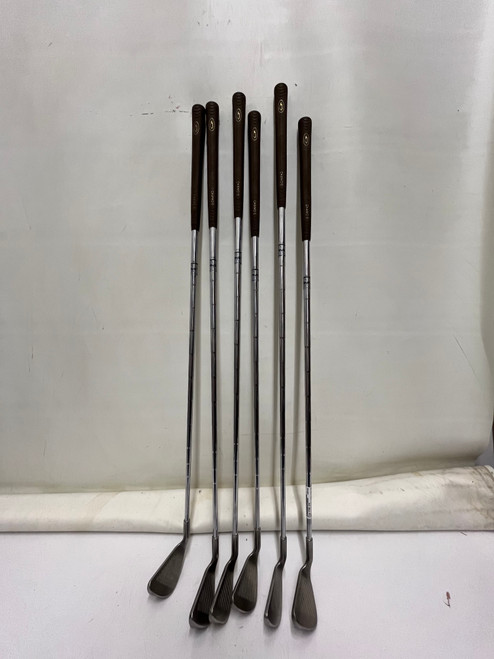 Vist Large View of Product Image Which is Used Ping PING EYE Mens Iron Set RH 4I-9I