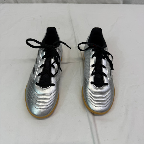 Vist Large View of Product Image Which is New Adidas PREDATOR 19.4 Soccer Indoor Shoes Silver Junior 05