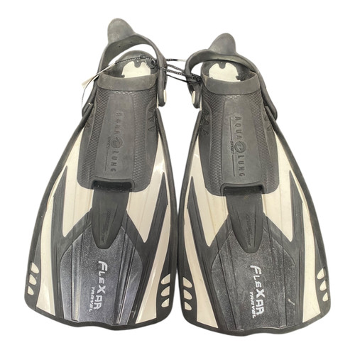 Vist Large View of Product Image Which is Used Aqua Lung Underwater Fins Black SM