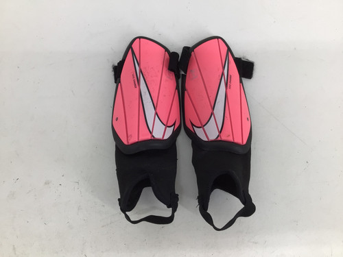Vist Large View of Product Image Which is Used Nike CHARGE YOUTH XS SHIN GUARDS Soccer Shin Guards Youth Pink XS