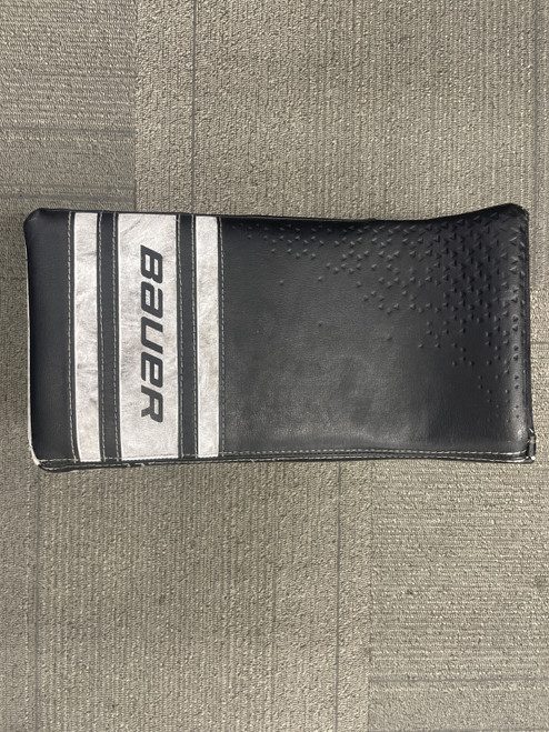 Vist Large View of Product Image Which is Used Bauer GSX Inter Goalie Blocker Black