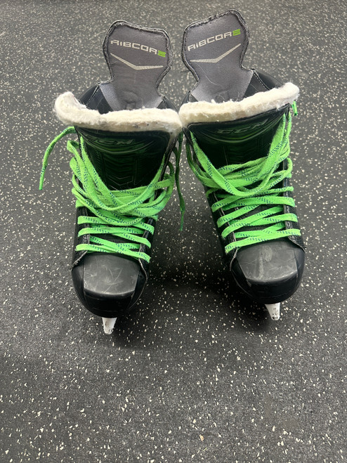 Vist Large View of Product Image Which is Used CCM RIBCORE 66K Junior Hockey Skate Junior 06.5