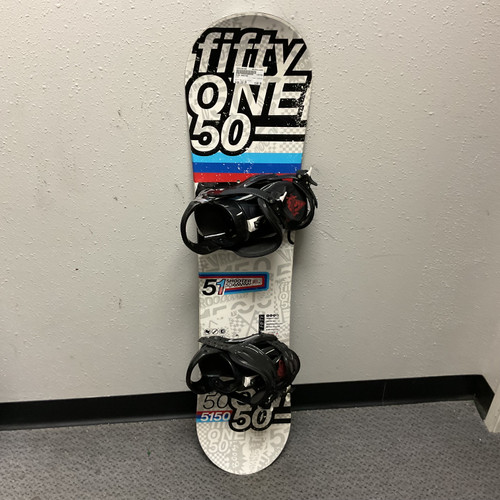 Vist Large View of Product Image Which is Used 5150 SHOOTER Boys Board/Binding White And Black 118 cm