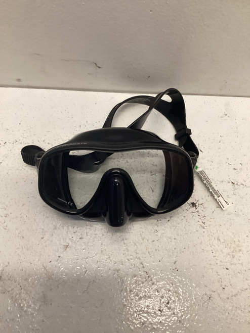 Vist Large View of Product Image Which is Used Underwater Mask Black