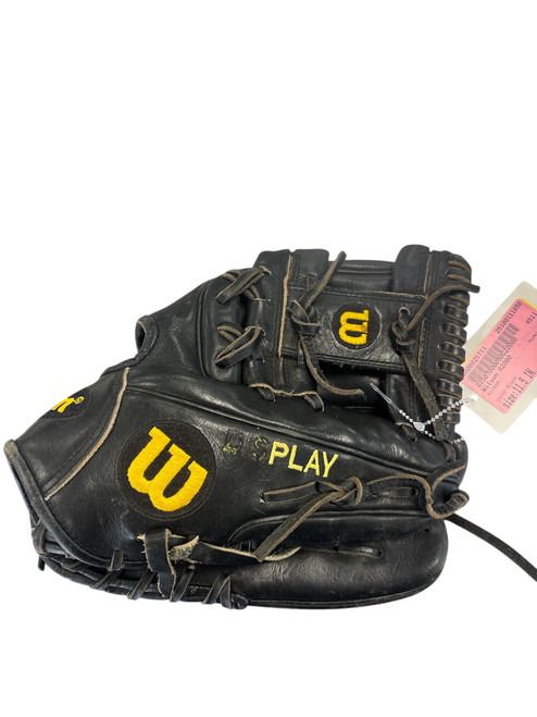 Vist Large View of Product Image Which is Used Wilson A2000 BB/SB Glove RH Throw Black 11 1/2"