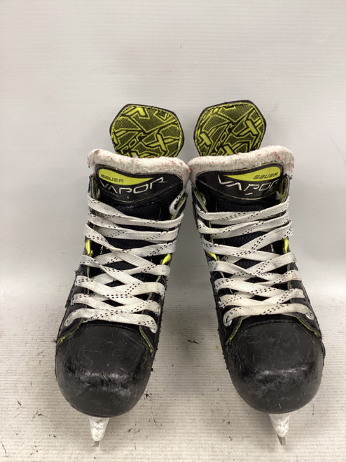 Vist Large View of Product Image Which is Used Bauer VAPOR 3X Youth Hockey Skate Youth 12.5