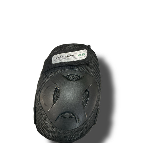 Vist Large View of Product Image Which is Used Salomon Inline Kneepads Black MD