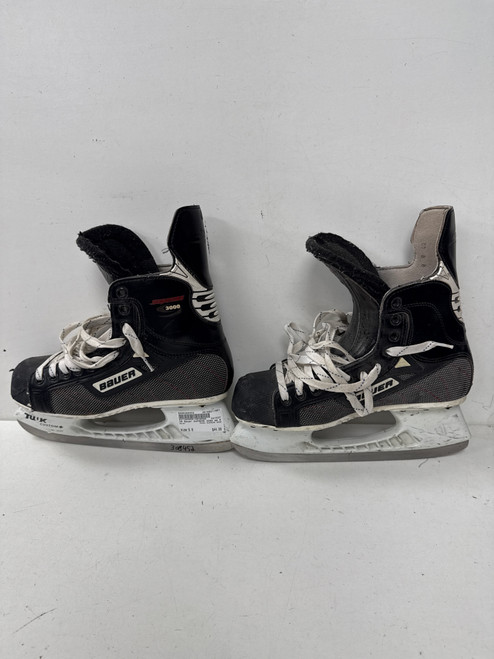 Vist Large View of Product Image Which is Used Bauer SUPREME 3000 Senior Hockey Skate Senior 8