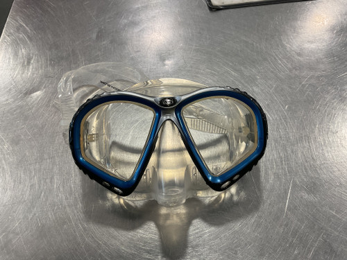 Vist Large View of Product Image Which is Used Body Glove LUCENT II Underwater Mask Royal Blue