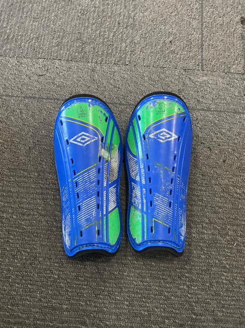 Vist Large View of Product Image Which is Used Umbro Soccer Shin Guards Adult Royal Blue MD