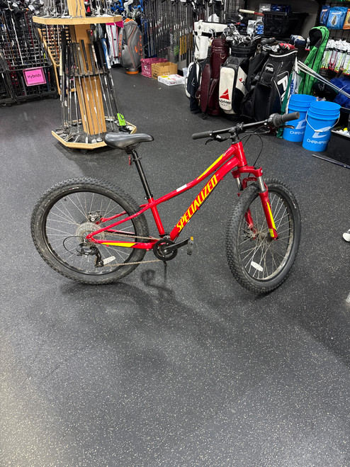 Vist Large View of Product Image Which is Used Specialized RIPROCK 24 Mountain Bike Boys None 24"