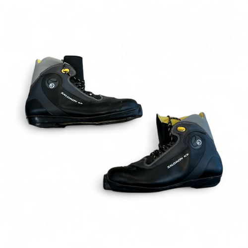 Vist Large View of Product Image Which is Used Salomon Mens 75MM XC Ski Boots Black M 11-11.5