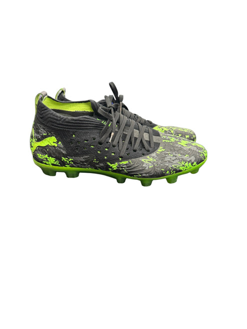 Vist Large View of Product Image Which is Used Puma Soccer Cleats Black Youth 08.0