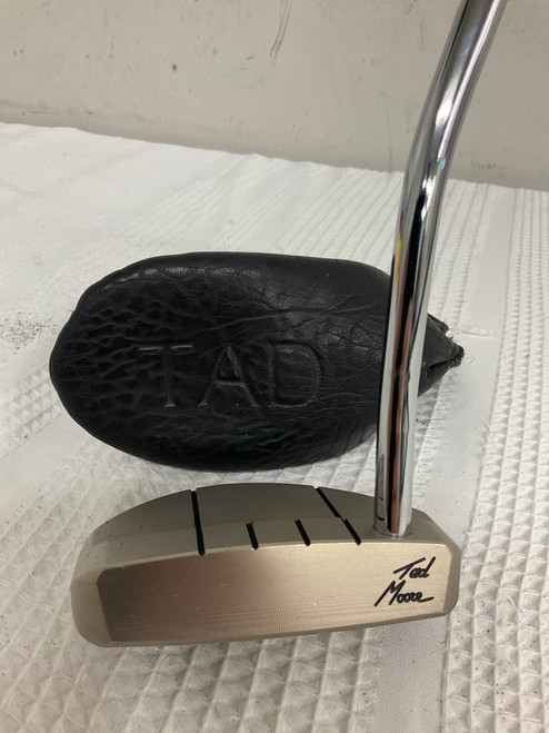 Vist Large View of Product Image Which is Used TAD MOORE 7 Mens Putter RH