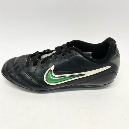 Vist Large View of Product Image Which is Used Nike JR TIEMPO RIO Soccer Cleats Black And Green Junior 03.5