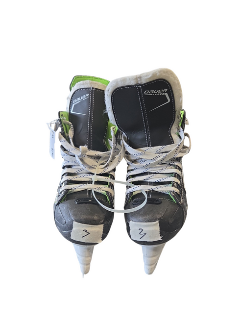 Vist Large View of Product Image Which is Used Bauer XLS Junior Hockey Skate Junior 03