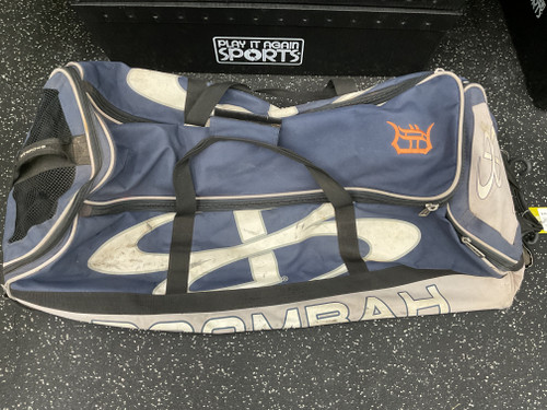 Vist Large View of Product Image Which is Used BoomBah BLUE CATCHERS BAG BB/SB Player Carry Bag Royal Blue