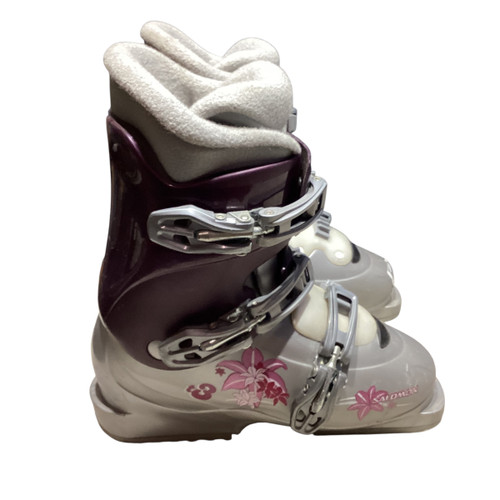 Vist Large View of Product Image Which is Used Salomon T3 Girls DH Ski Boot Purple 225 MP - J04.5 - W5.5