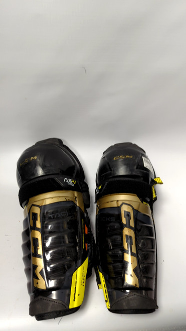 Vist Large View of Product Image Which is Used CCM TACKS AS-V PRO Senior Shin Guards Black 13"